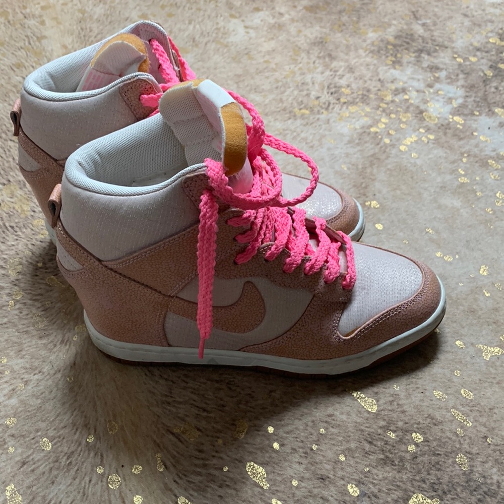 Nike Sky Hi dunks